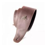 Correa Forrada Cuero Marrón Con Logo Metal - Imagen 2