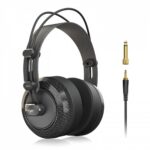 Auriculares de Estudio Behringer BH40