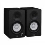 Monitor de Estudio Yamaha HS3 - 3" 52W RMS Par